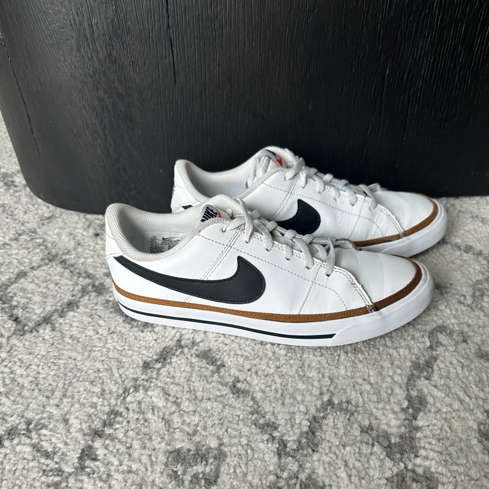 Big kids Nike Court Legacy